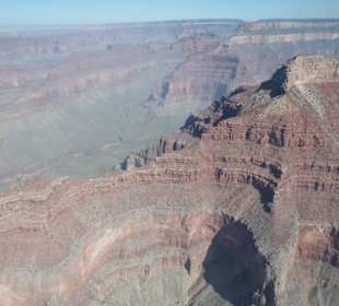 Wie ein riesiger Krater