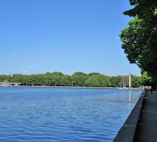 Blick vom Ostufer über den Maschsee