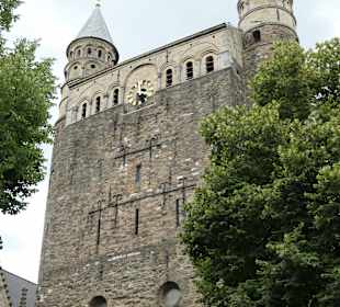 Besichtigung der Liebfrauenbasilika (Maastricht)
