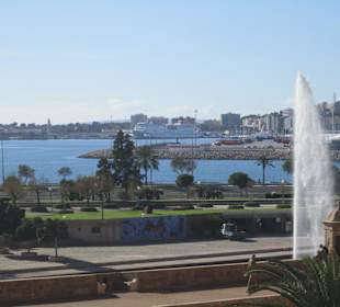 Von der Kathedrale zum Hafen