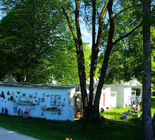 Am Ende Einkaufsmöglichkeiten