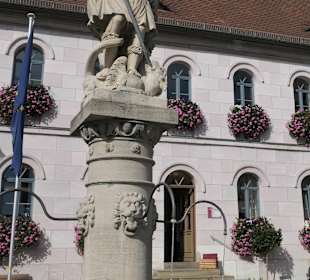Der Steinerner Jörg auf dem Vierröhrenbrunnen