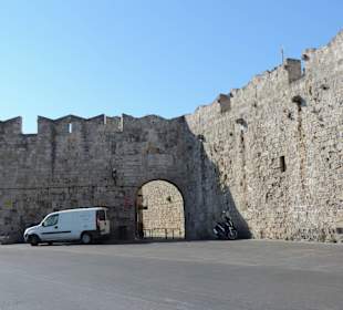 Rhodos - opevnění, vstup Amado