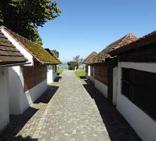 Hütten für den jährlichen Weihnachtsmarkt