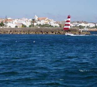 Lagos Stadtansicht mit Hafeneinfahrt
