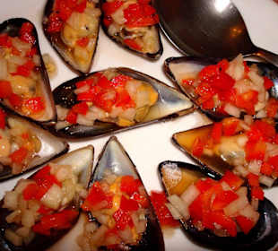 Marinierte Muscheln im Restaurant "Don Quijote"