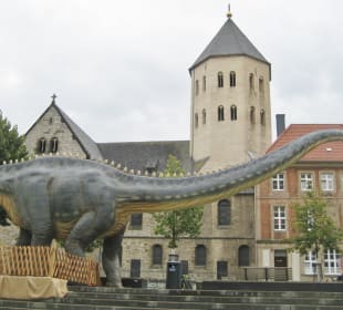 Blick ab dem Dom auf die Gaukirche St. Ulrich