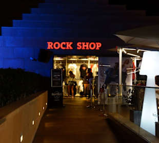 Avenida de Las Américas Hard Rock Café Shop
