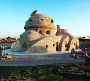 Artobjekt Turtle-Guest-House Golf