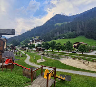 Rucki Zucki's Gaudi Alm