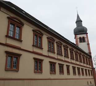 Blick zur Deutschhauskirche in Würzburg-Zellerau