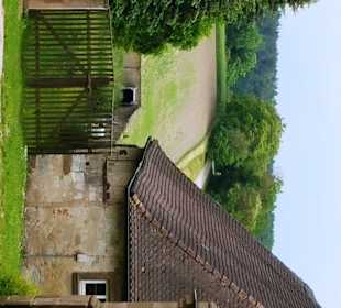 Nebengebäude inkl. Landschaft
