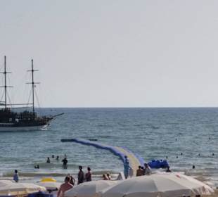 Am Strand der Linda Bar