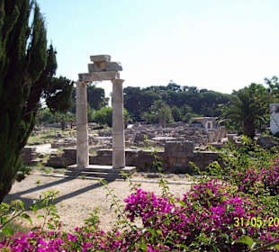 Ruinen und Bruchstücke