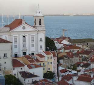 Blick über Miradouro de Santa Luzia 5