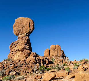 Balanced Rock , Arches National Park