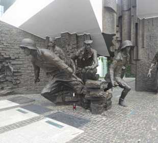 Denkmal des Aufstandes in Warschau