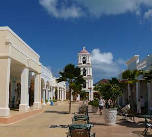 Cayo Santa Maria, Pueblo