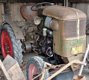 Alte Traktoren im Freilichtmuseum