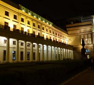 Das Teatr Wielki bei Nacht