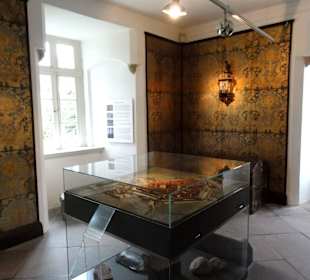 Rundgang durch das Schloss Jever