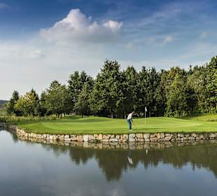 St. Wolfgang Golfplatz Uttlau, Halbinsel-Grün 12