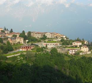 Auf dem Weg von Gardola nach Aer; Aussicht auf Aer