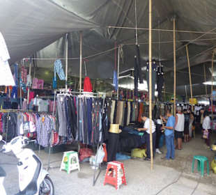 Bekleidung über Bekleidung