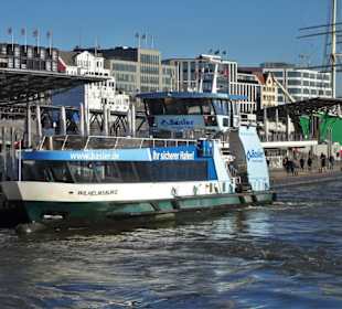 Eindrücke von den Hamburger Hafenfähren