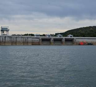 Zapora na Jeziorze Solińskim