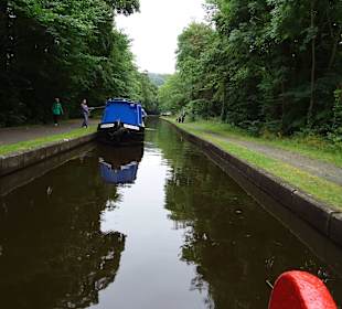 Gegenverkehr im Kanal