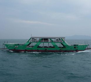 Fähre zwischen Centre-Point-Pier und Koh Chang