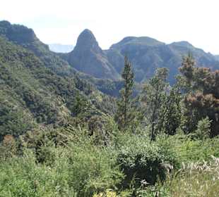 Wanderung nach Imada