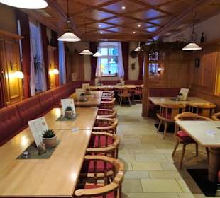 Blick in die Gasträume des ´s Antla