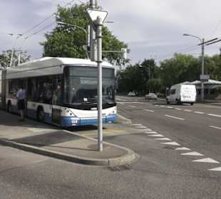 Bahnhof Tiefenbrunnen