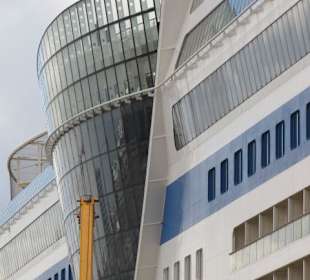 823. Hamburger Hafengeburtstag