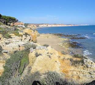 Wanderweg rechts von Olhos de Aqua