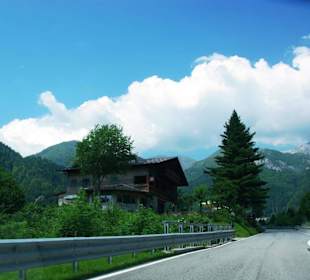 Auffahrt Plöckenpasse im Juni