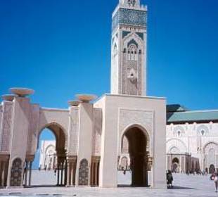 Casablanca - Moschee Hassan II und der Vorplatz
