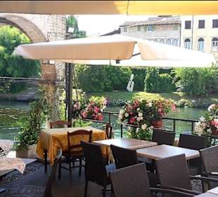 Romantisch gelegenes Lokal direkt an der Mühle