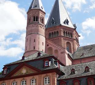 Blick vom Marktplatz auf den Dom