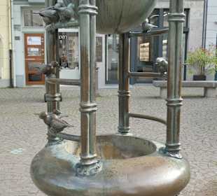 Der Möschebrunnen auf dem Aachener Münsterplatz
