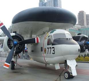 Auf der USS Intrepid