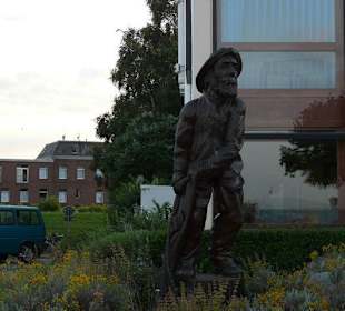 Fisherman sculpture at Sea Front in Dahme