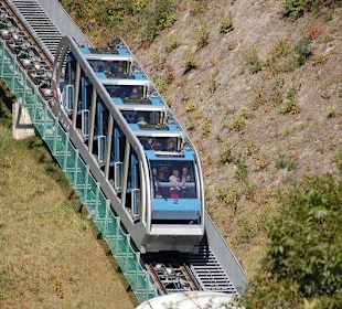 Modern, die Hungerburgbahn (Nordkette)