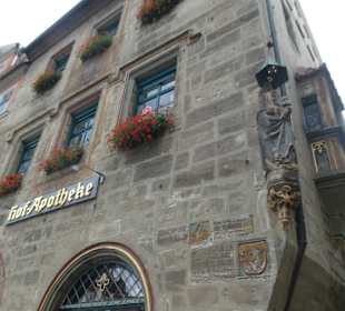 Die Hof-Apotheke am Marktplatz von Coburg
