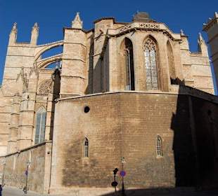 Rückwärtige Ansicht