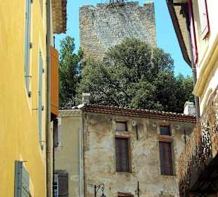 Pernes - Les - Fontaines Ort  der schönen Brunnen
