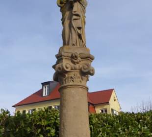 Unterwegs in Astheim (Ortsteil von Volkach)