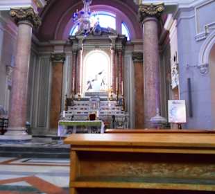 Kirche Santa Maria del Carmine